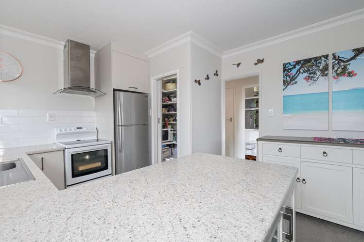 80 Emmett Street Greerton_11