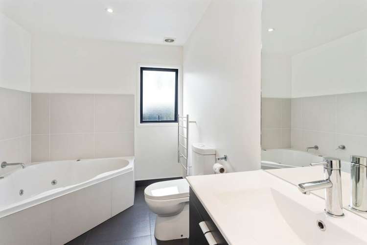 280a Whitney Street Blockhouse Bay_11