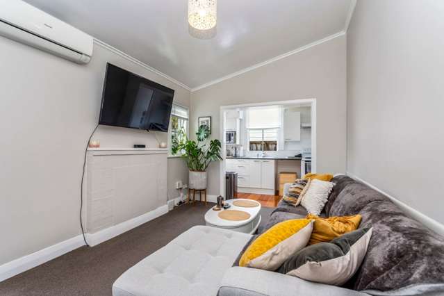 2/7 Brentwood Avenue Mt Eden_2