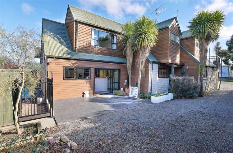 826 East Street Netherby_18