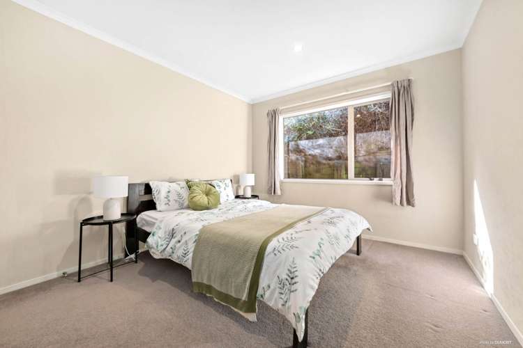 5 Bilancia Place Flat Bush_13