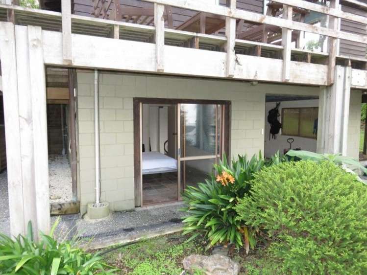 128 Bambury Place Onemana_19