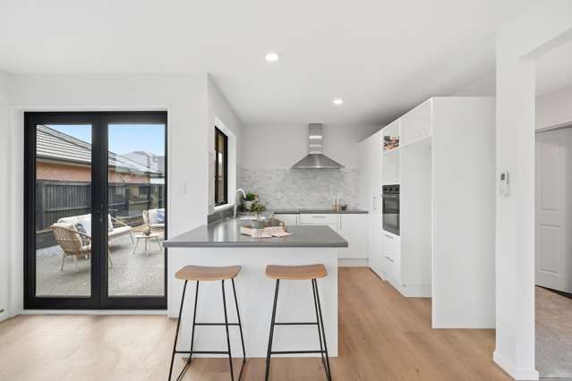 16 Excalibur Place Burwood_4