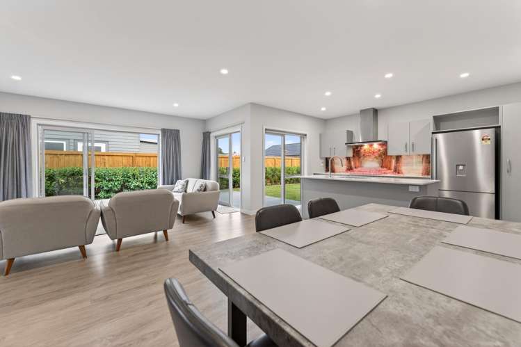 3 Magnolia Lane Kelvin Grove_23