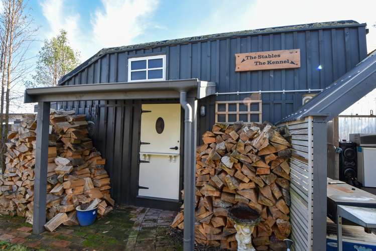 64 Victoria Street Carterton_1