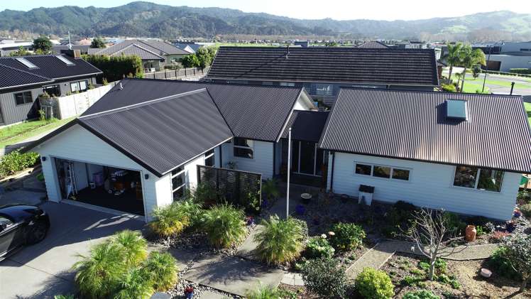2 Roseberry Place Whitianga_33