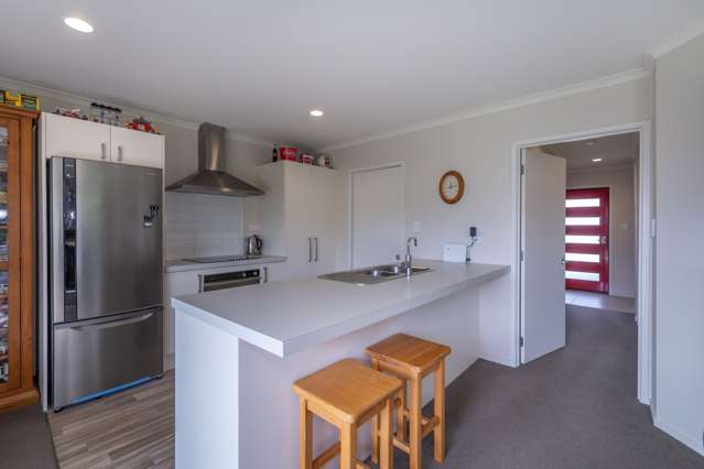 41 Farnborough Way Rolleston_2