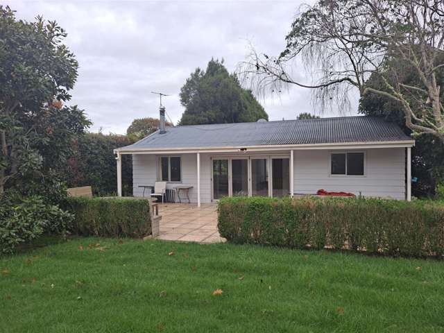 176 Boord Crescent Kumeu_3