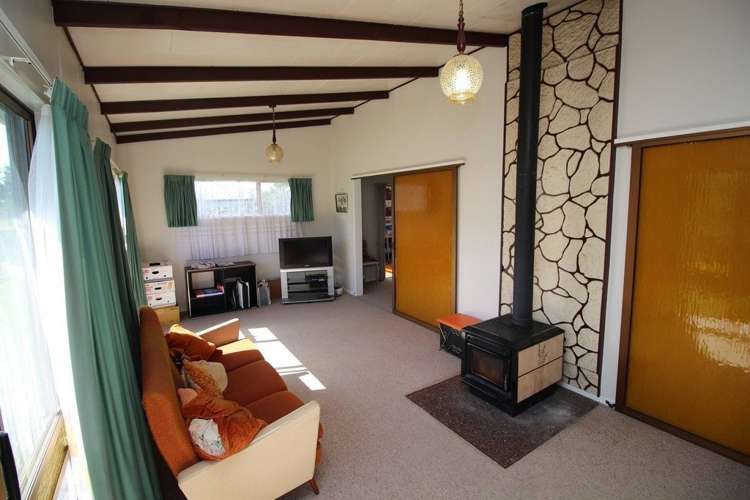 16a Flower Street Bulls_1