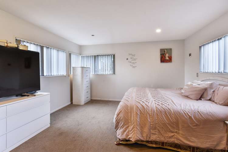 82 Eugenia Rise Totara Heights_10