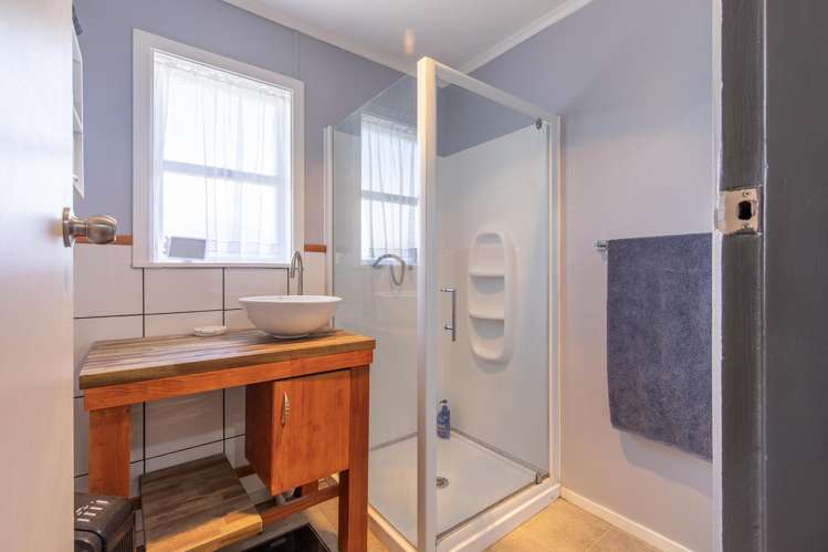 20 Blake Street Porangahau_9