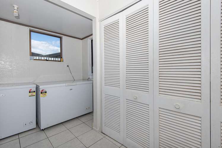 12 Cypress Gardens Place Onerahi_9