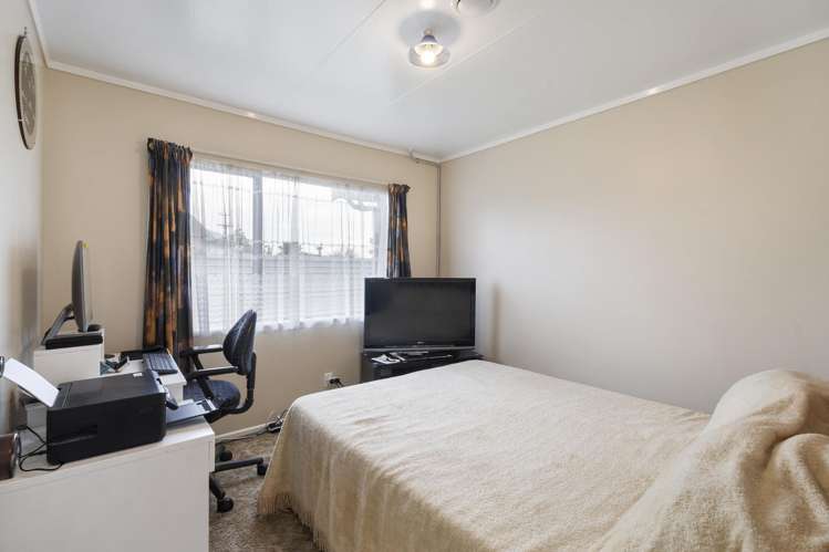 21 Railway Road Bunnythorpe_9