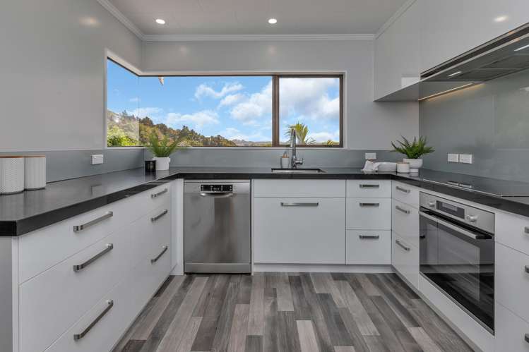 4 Saint Andrews Place Kamo_6