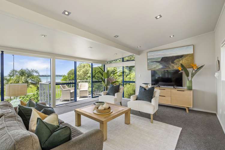2/3 Beach Road Northcote Point_9