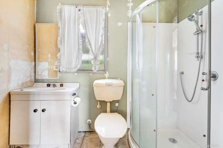 1/9 Bayside Avenue Te Atatu Peninsula_7