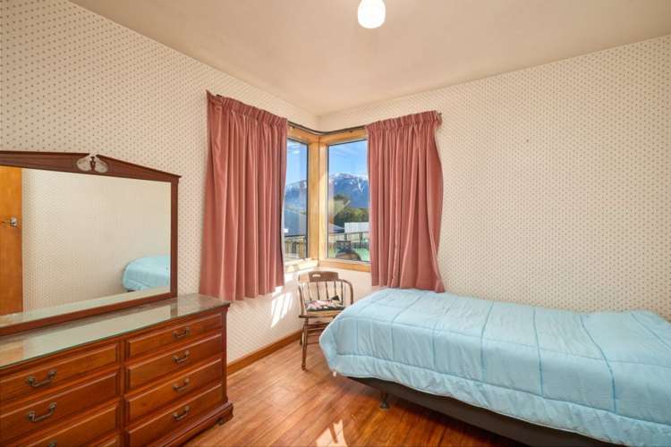 93 Beach Road Kaikoura_16