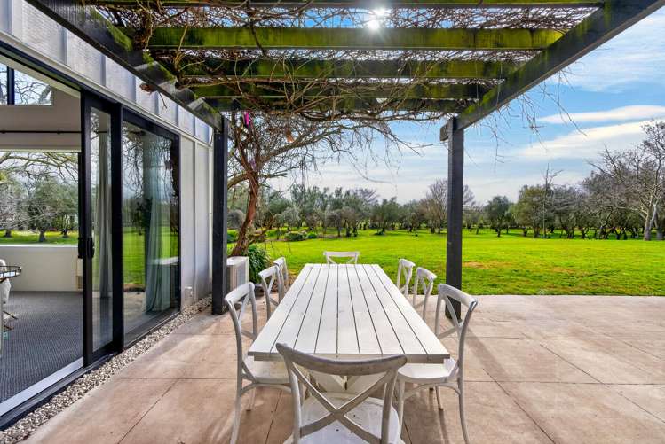 9/239 Lake Ferry Road Martinborough_26