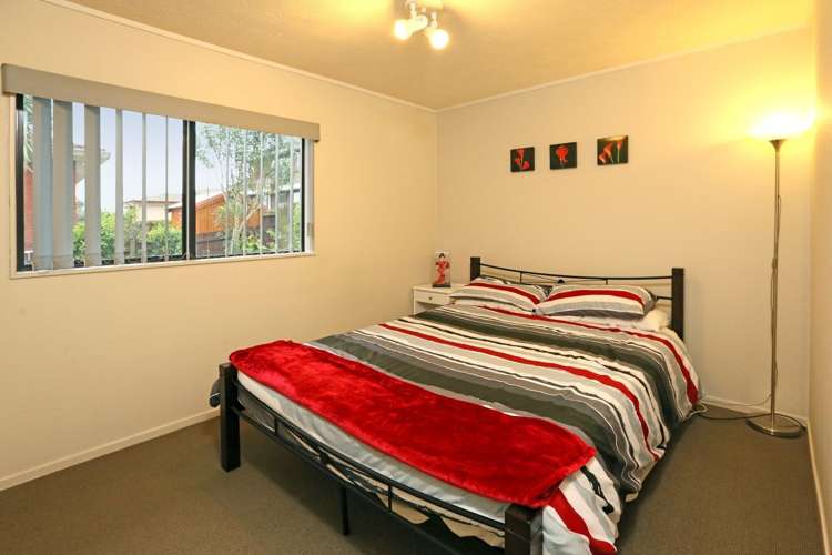 2/17 Ciprian Place Henderson_11