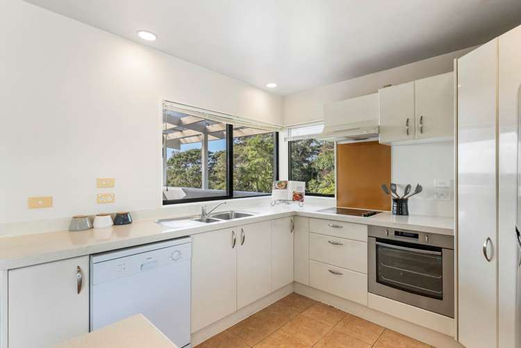 1/14 Greenridge Court Glenfield_11