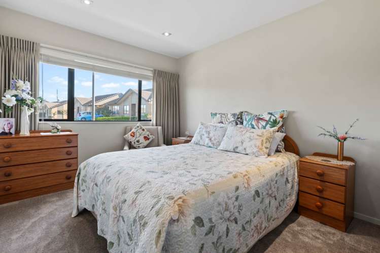 50 Royalle Mews Botany Downs_9