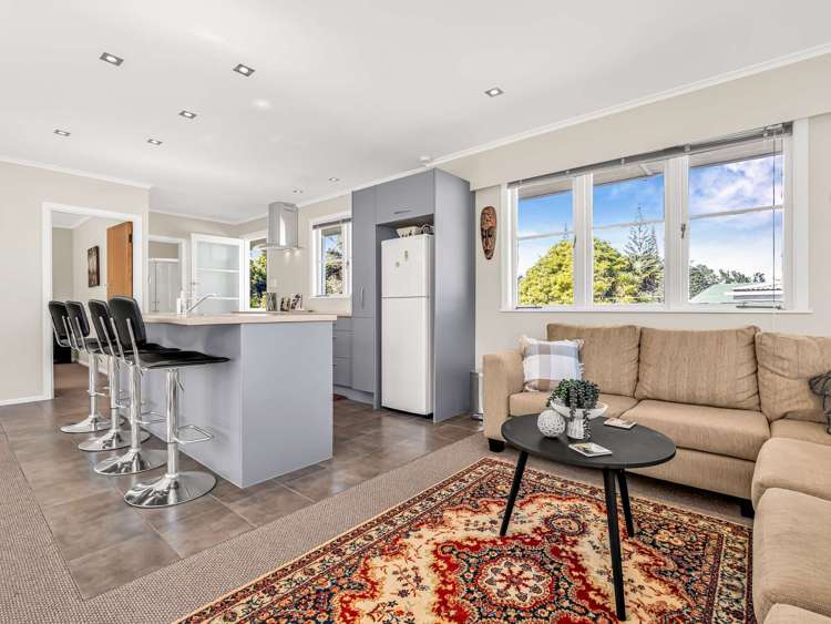 33 James McLeod Road Shelly Beach Helensville_13