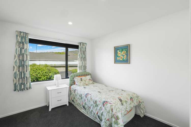 8 Laing Crescent Heathcote Valley_13