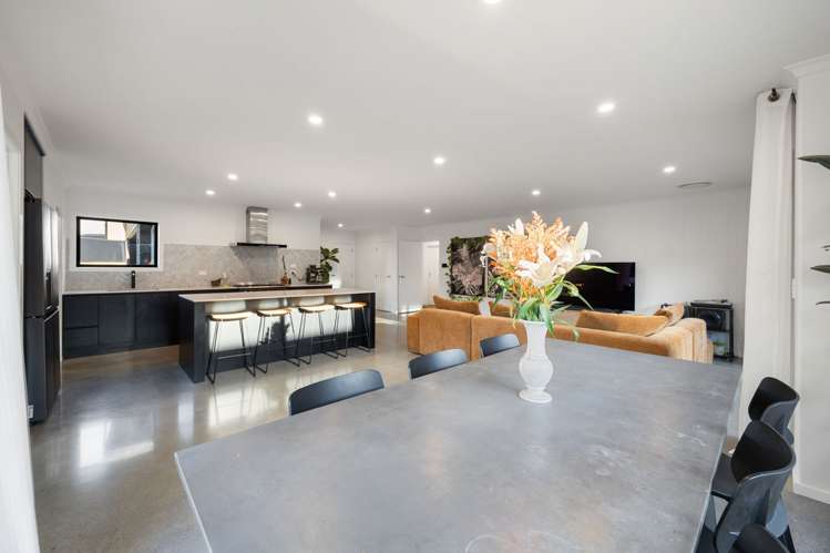 6 Whanau Avenue Baverstock_7
