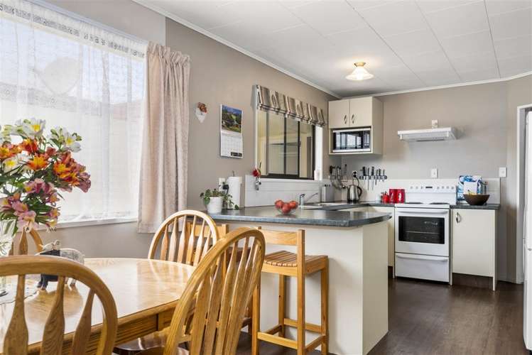 127c Ranolf Street Glenholme_8