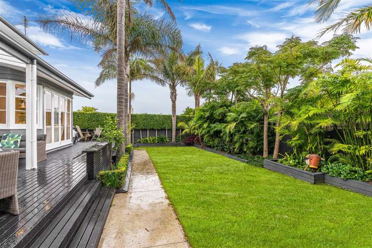 58 Old Lake Road Narrow Neck_18