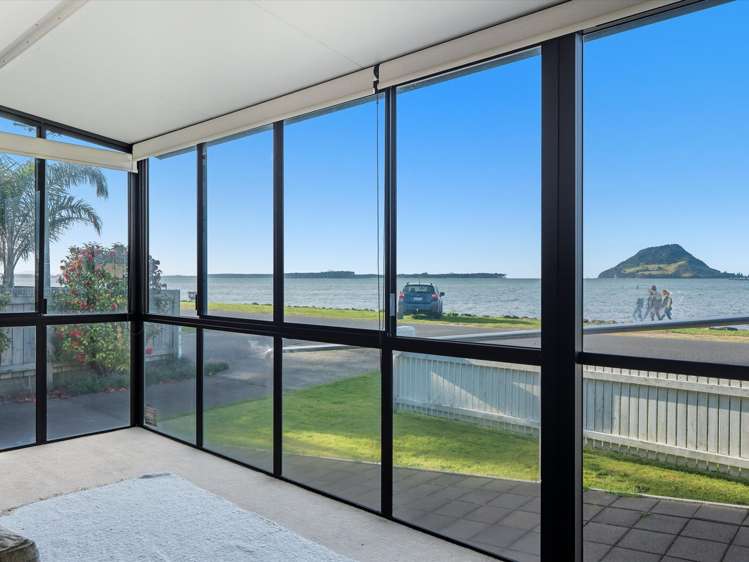 18 and 18A Harbour Drive Otumoetai_4