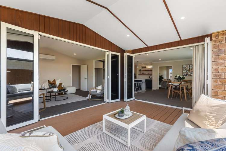 8 Tuaia Street Pyes Pa_16