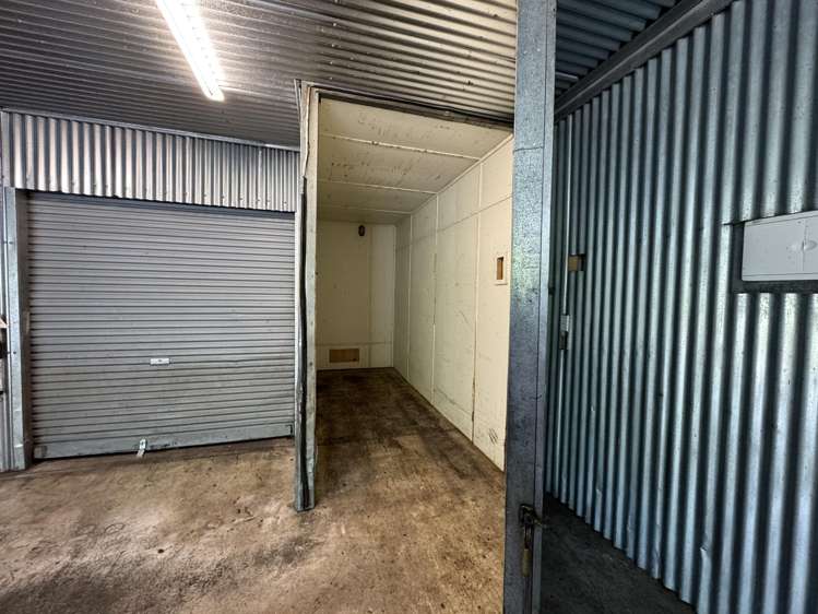 701 Murdoch Road East Akina_6