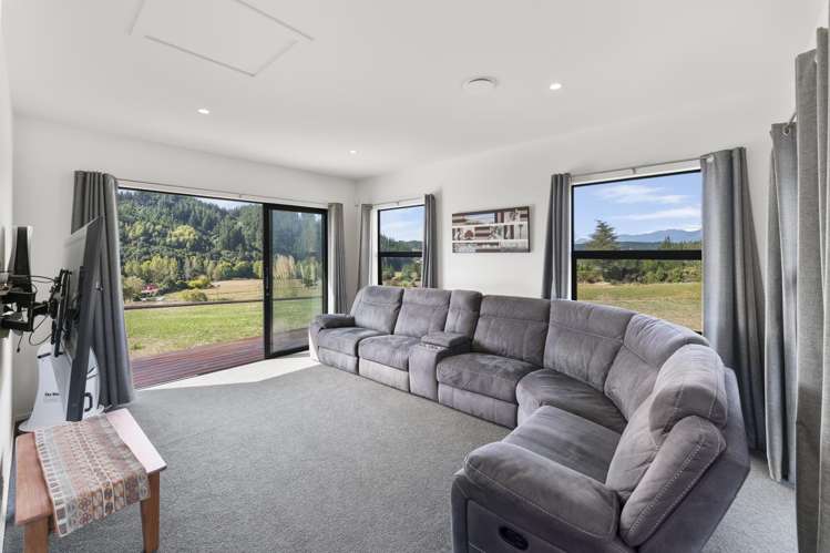 191 Pigeon Valley South, Pigeon Valley Wakefield_12