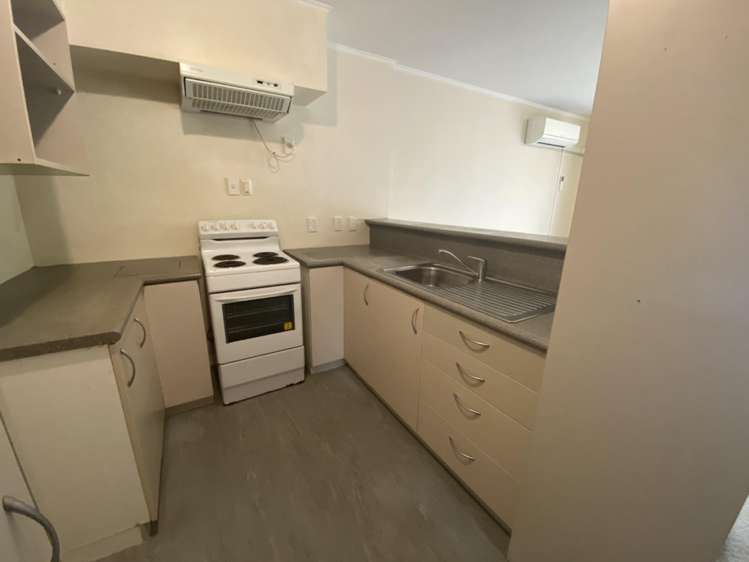 2/97 Farmer Crescent 1353_2