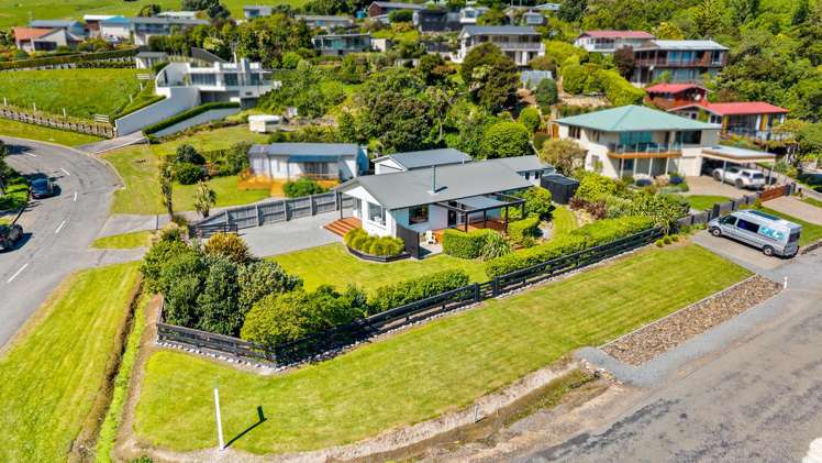 2 Haywards Lane Duvauchelle_27