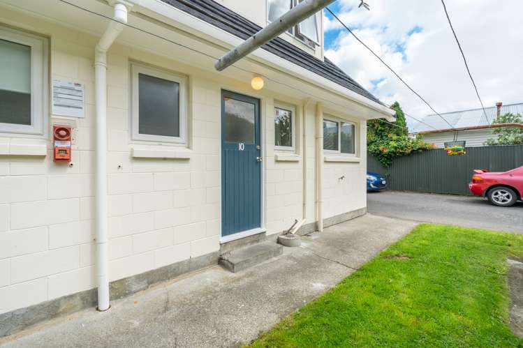 10/14 Mudie Street Alicetown_21