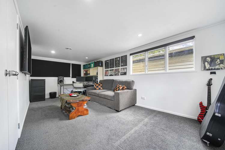 1/42 Grove Road Papakura_7