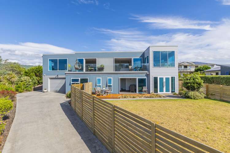 156 Field Way Waikanae Beach_23