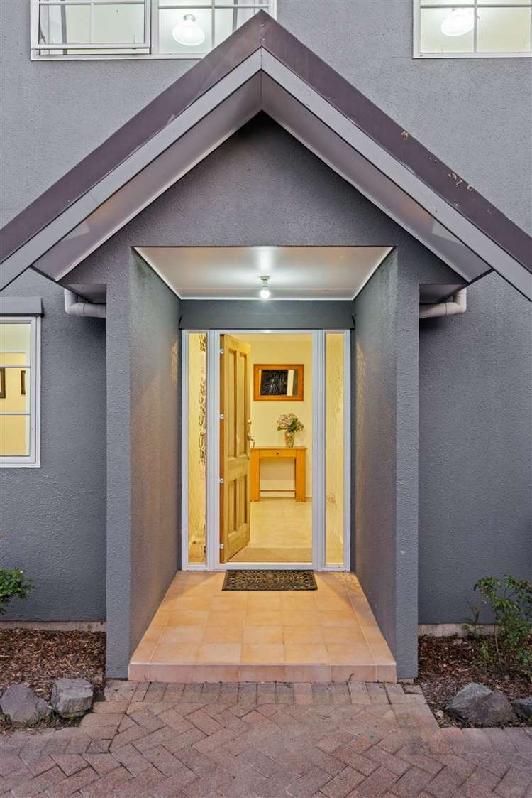 669 Ridge Road Riverhead_6