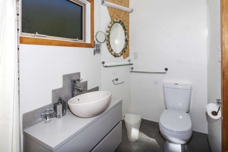 300 Papanui Road Whangamata_13