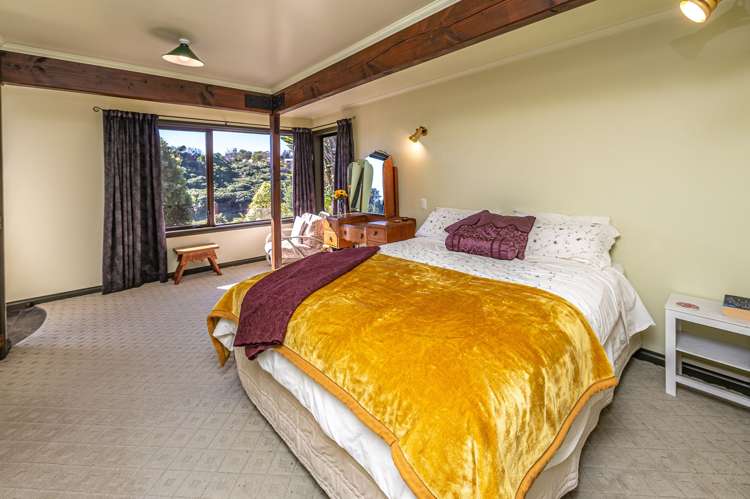 22 Shakespeare Road Bastia Hill_15