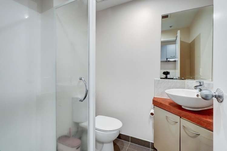 1112/135 Hobson Street City Centre_10