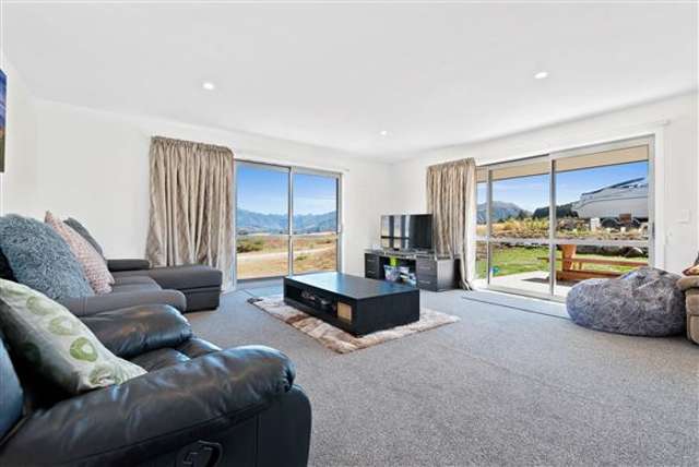 216 Aubrey Road Wanaka_2