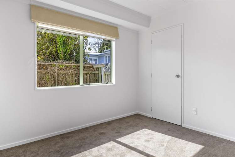 2/93 Rifle Range Road Central_11