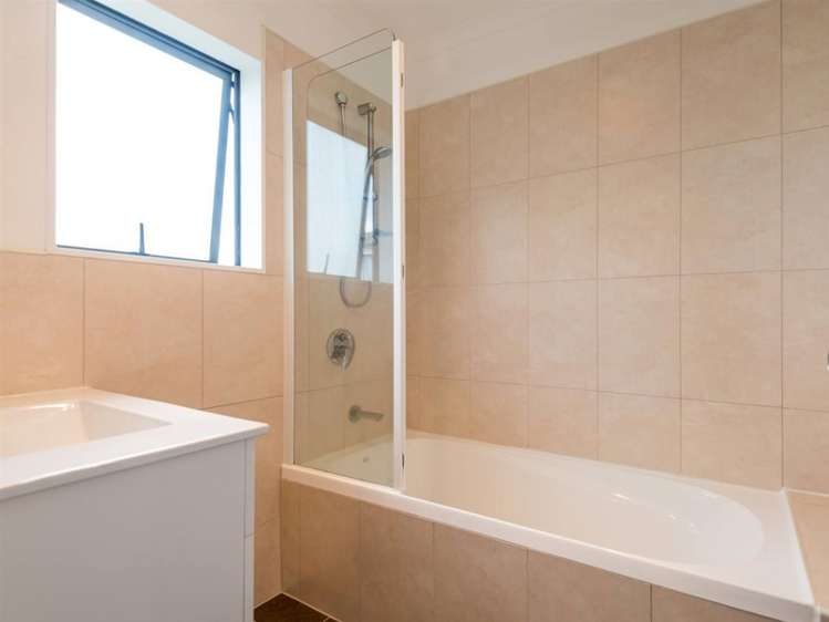 48 Kirikiri Drive Papakura_12