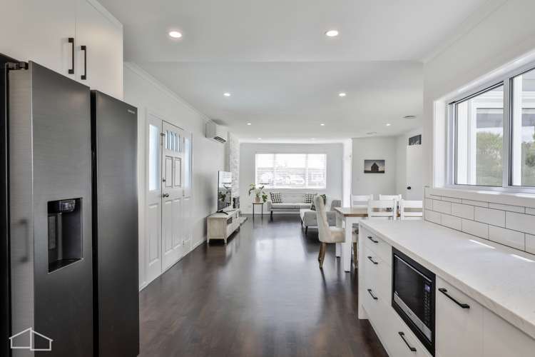 84 Shaw Road Oratia_8