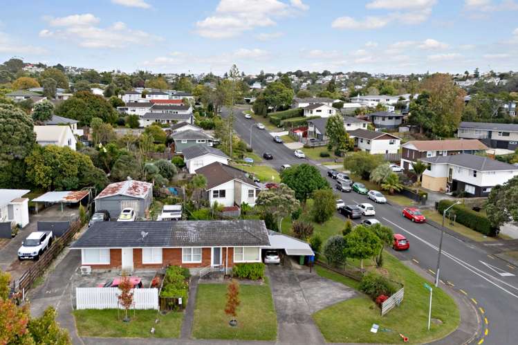 2/44 Diana Drive Glenfield_12