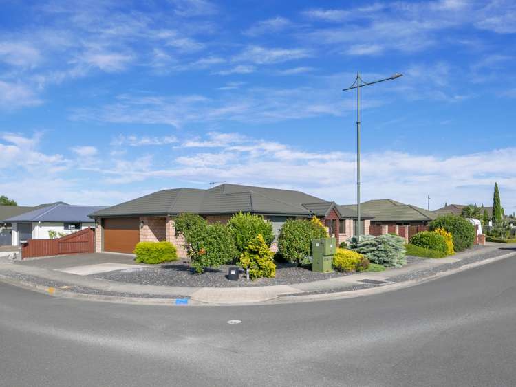 13 Covent Drive Stoke_5