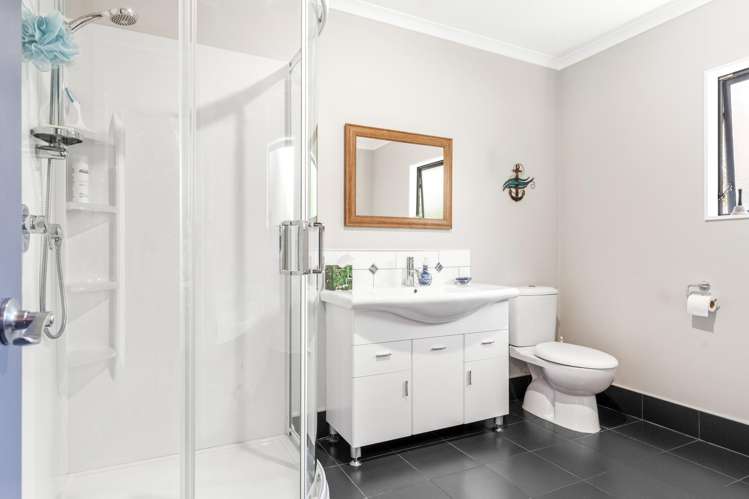 5523 Masterton Castlepoint Road Whakataki_19